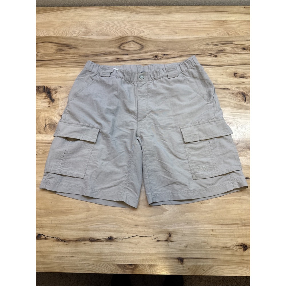 The North Face Mens Khaki Tan Ripstop Cargo Shorts Size Large Hiking Outdoor